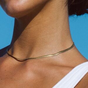 Atolea Gold Classy Chain Choker Necklace